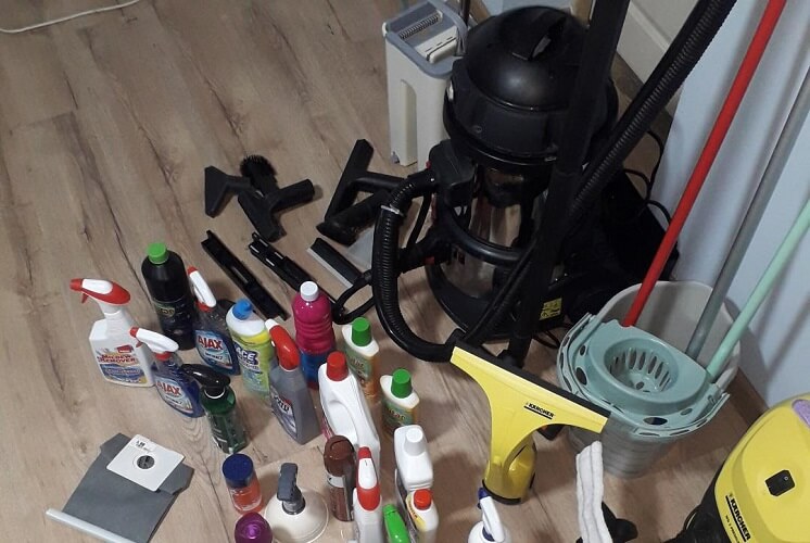 Imagini firma de curățenie Cleaning Ecomaria Professional Caracal 7
