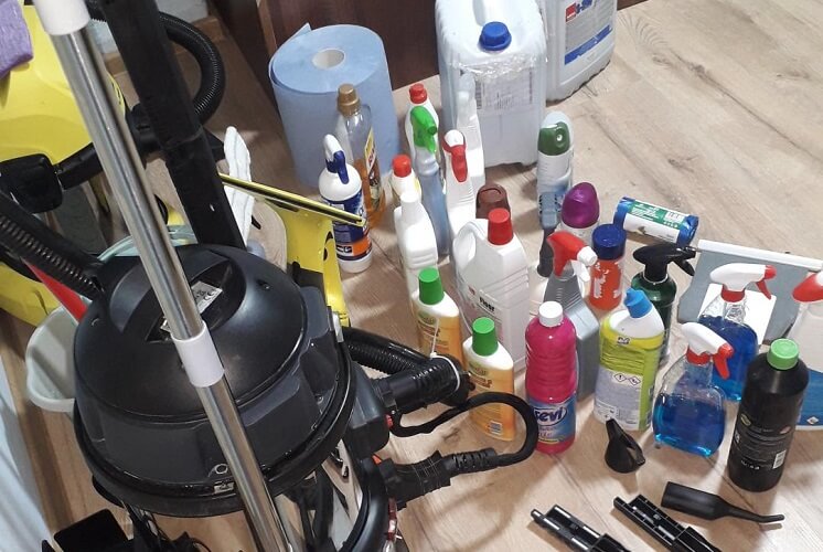 Imagini firma de curățenie Cleaning Ecomaria Professional Caracal 8