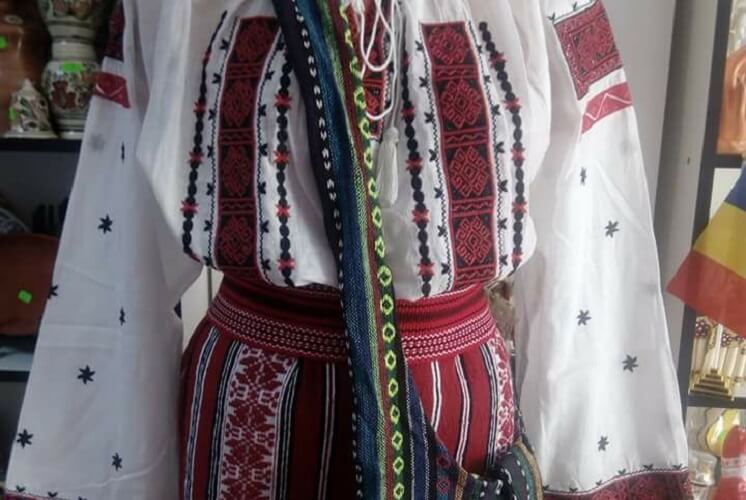 Costume traditionale Slatina - magazinul Adaly's